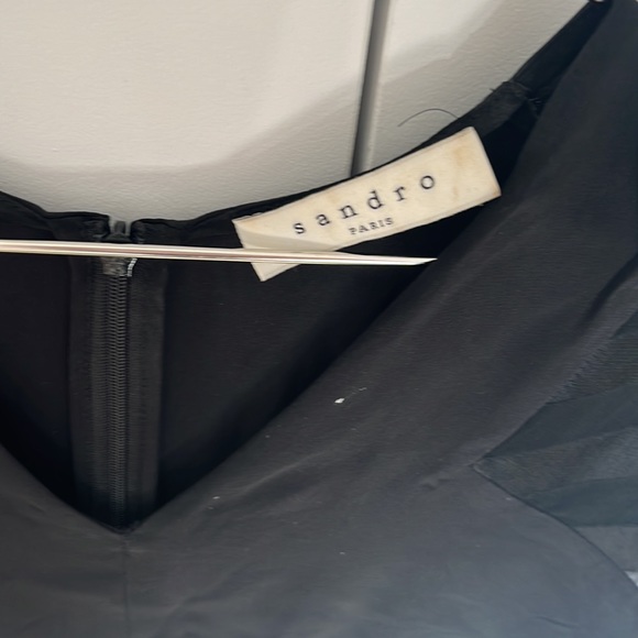 Small Sandro blouse. Crop style - Picture 2 of 2